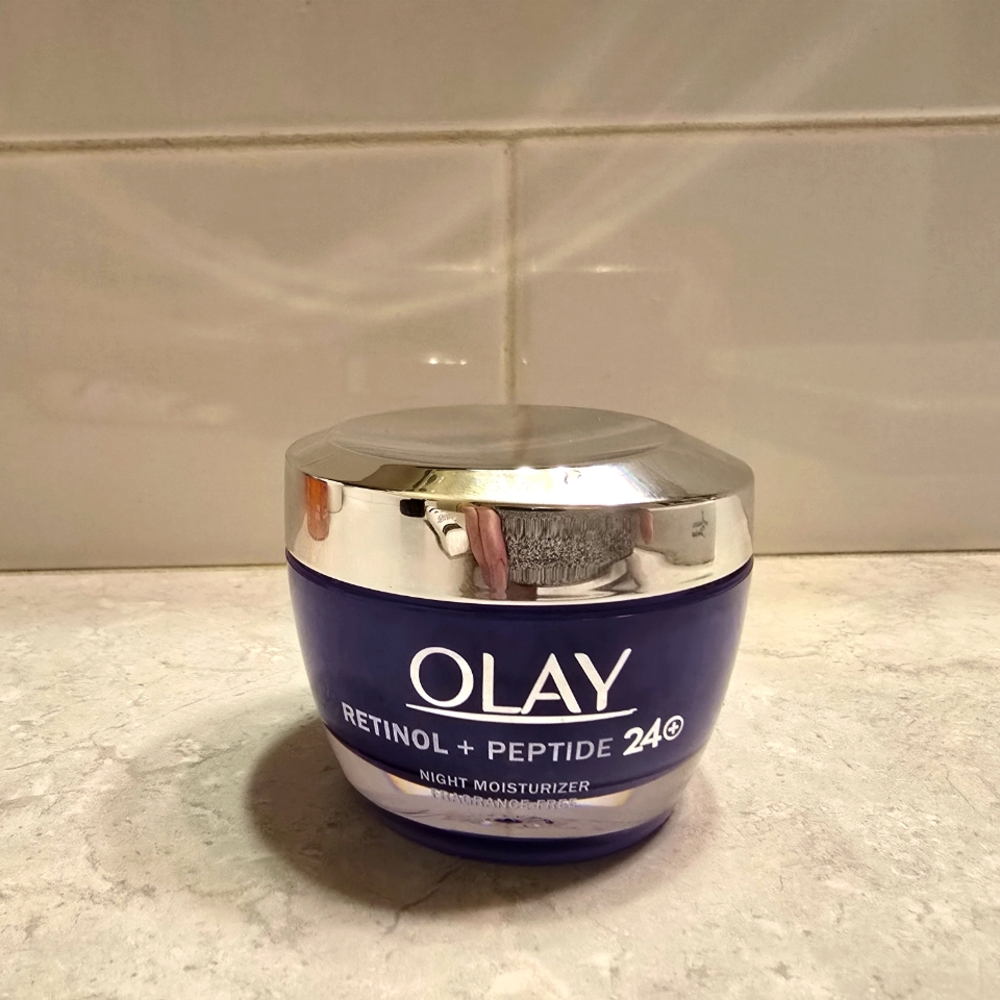 OLAY Retinol + Peptide Night Moisturizer Skincare